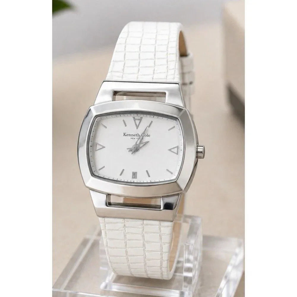 Kenneth Cole New York KC2270 Genuine Leather Quartz Women's Watch New Battery